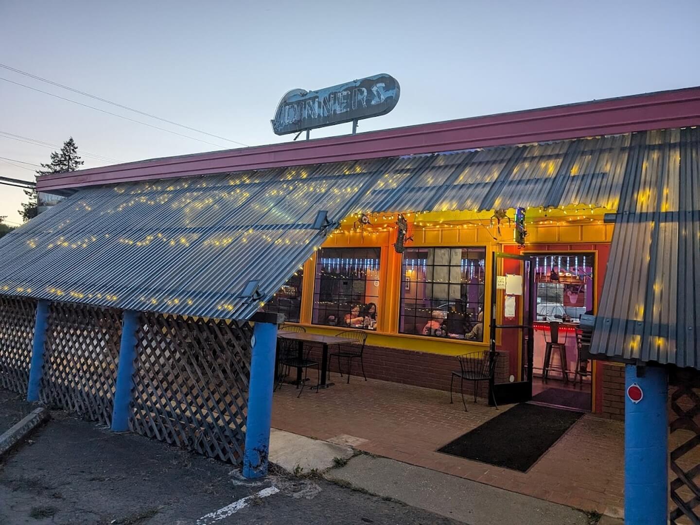 Visit Willits El Chicano Restaurant