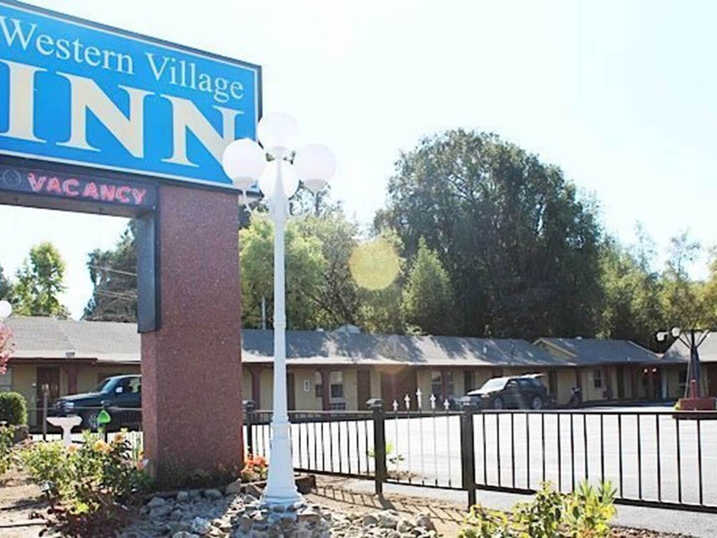 Visit Willits Western Village Inn