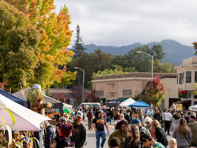 Visit Willits Harvest Moon Event