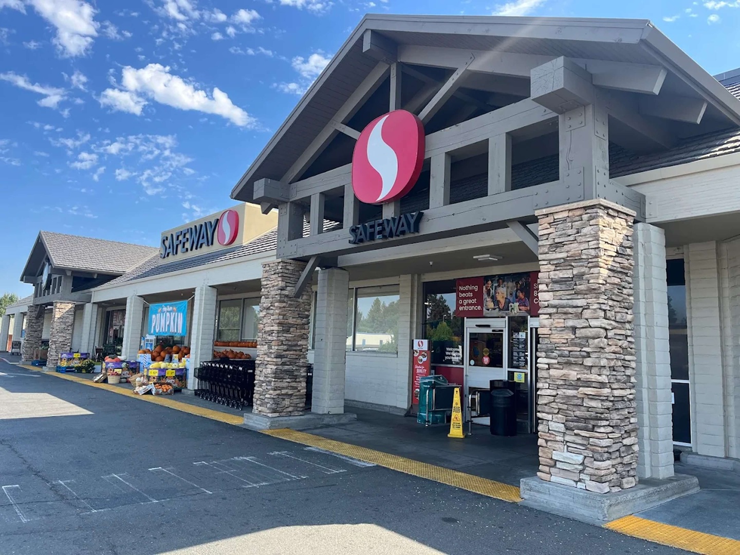 Visit Willits Safeway Deli & Bakery